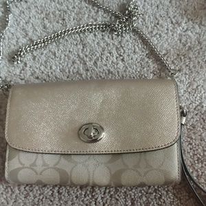 Rose gold beige signature coach crossbody wallet w